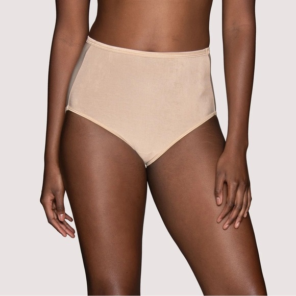 VANITY FAIR ILLUMINATION BRIEF 7/L NWT COLOR: ROSE BEIGE - Picture 1 of 6